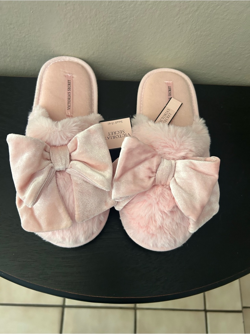 Victoria's Secret Blush Pink Faux-Fur Slide Slippers with Velvet Bow